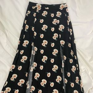Floral forever 21 skirt